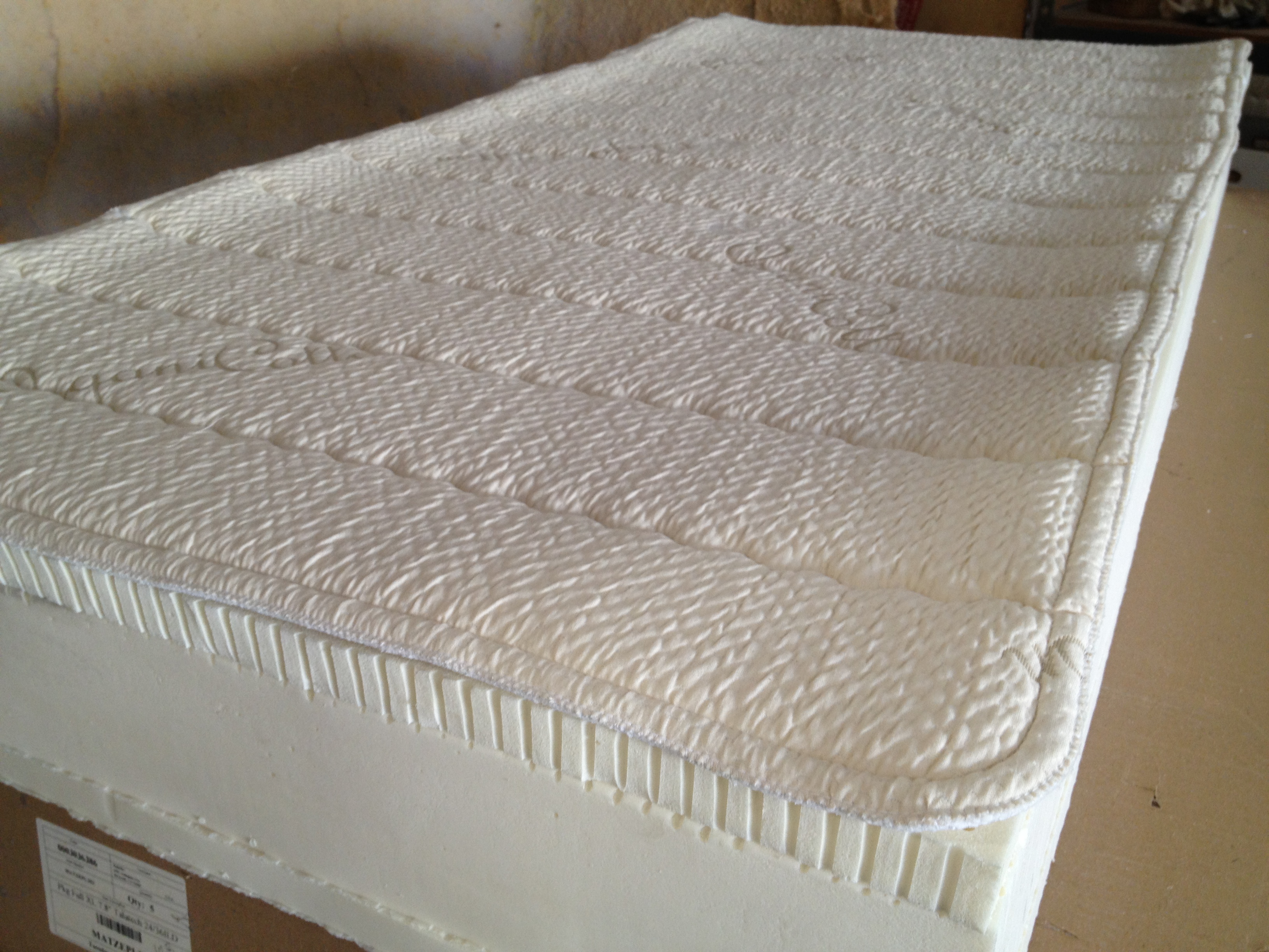 Latex foam bariatric mattress