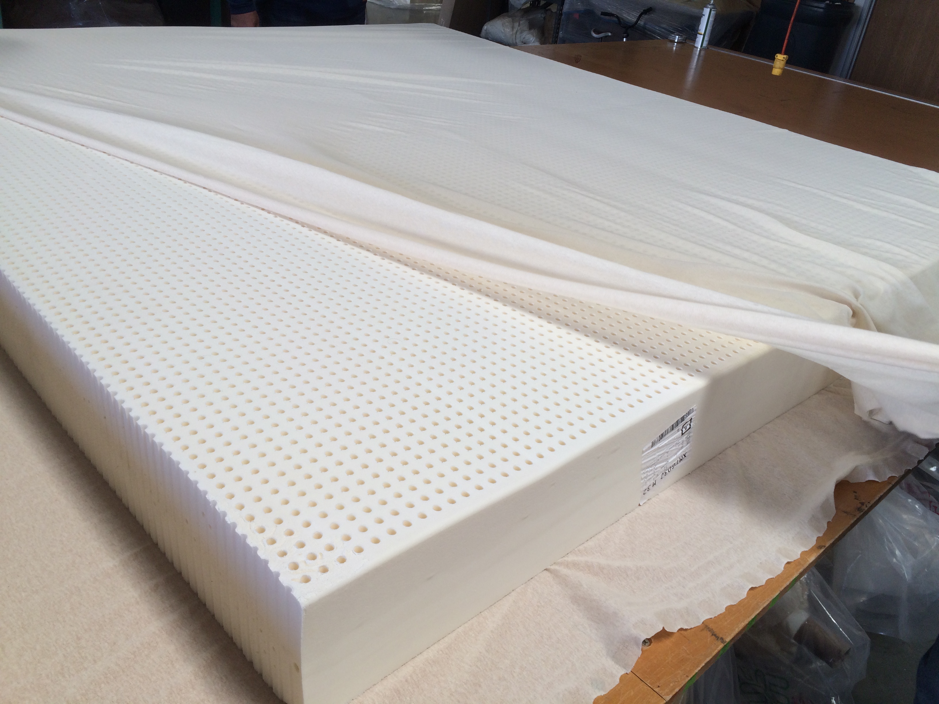 seven comforts premium latex foam mattress pad